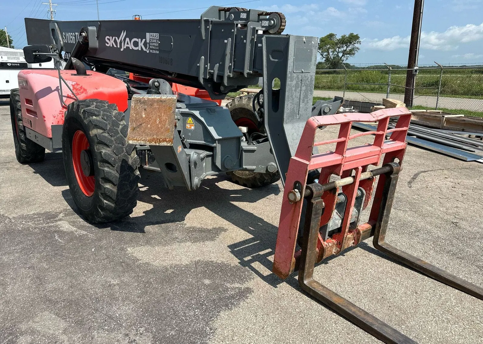 2018 Skyjack SJ1056