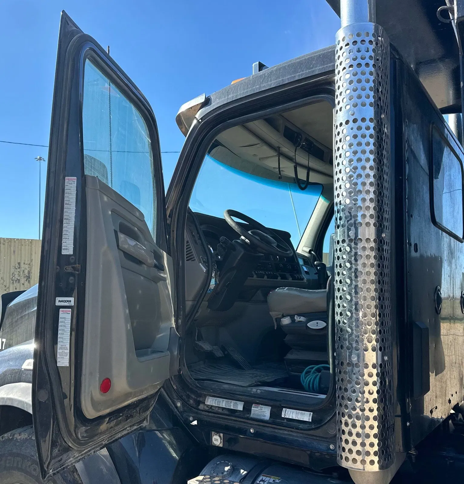 2017 Kenworth T880