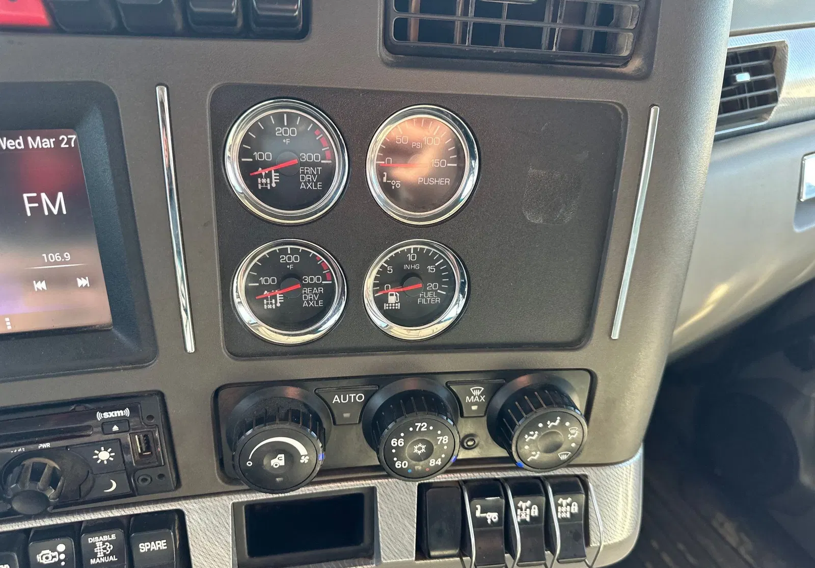2017 Kenworth T880