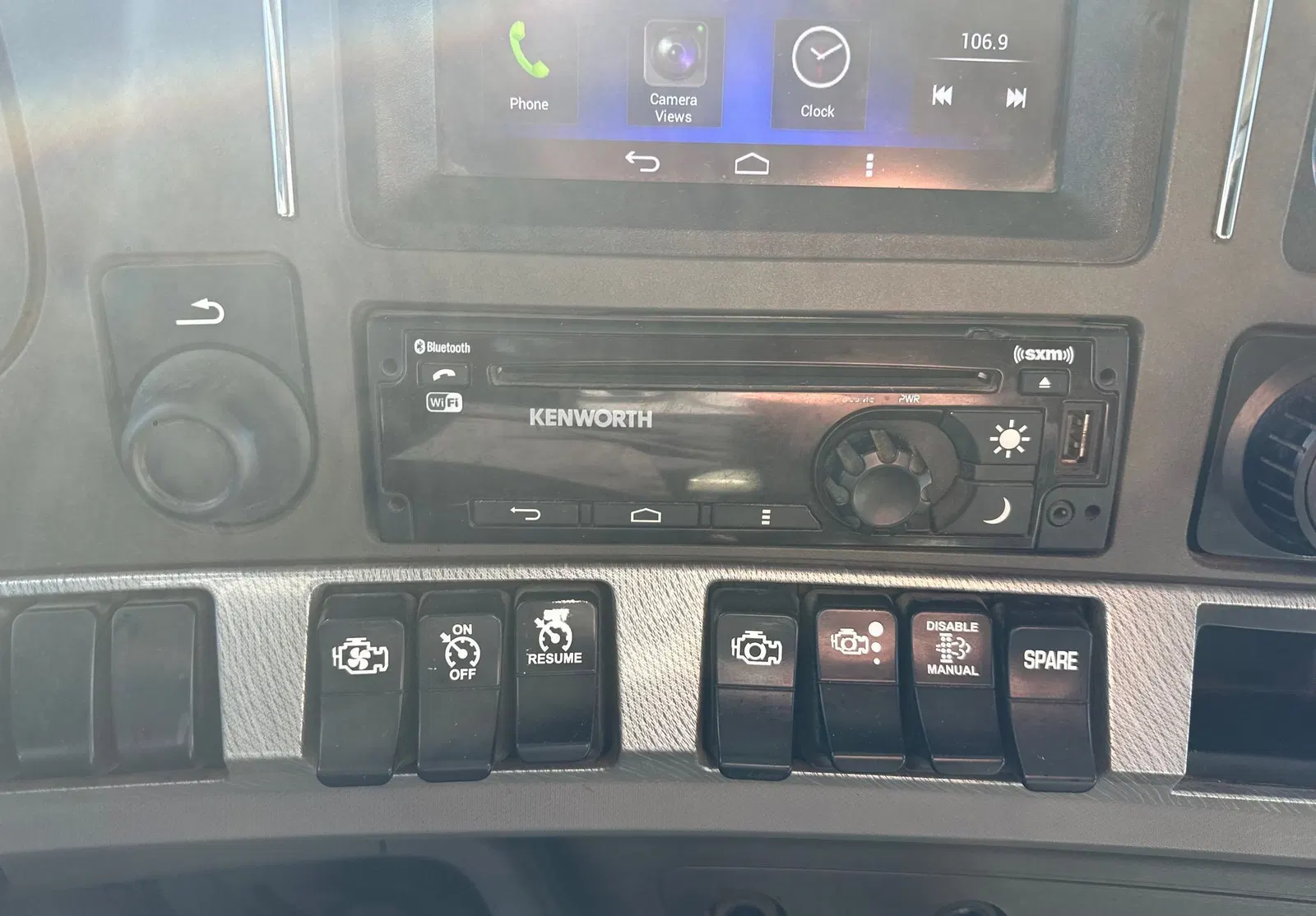 2017 Kenworth T880