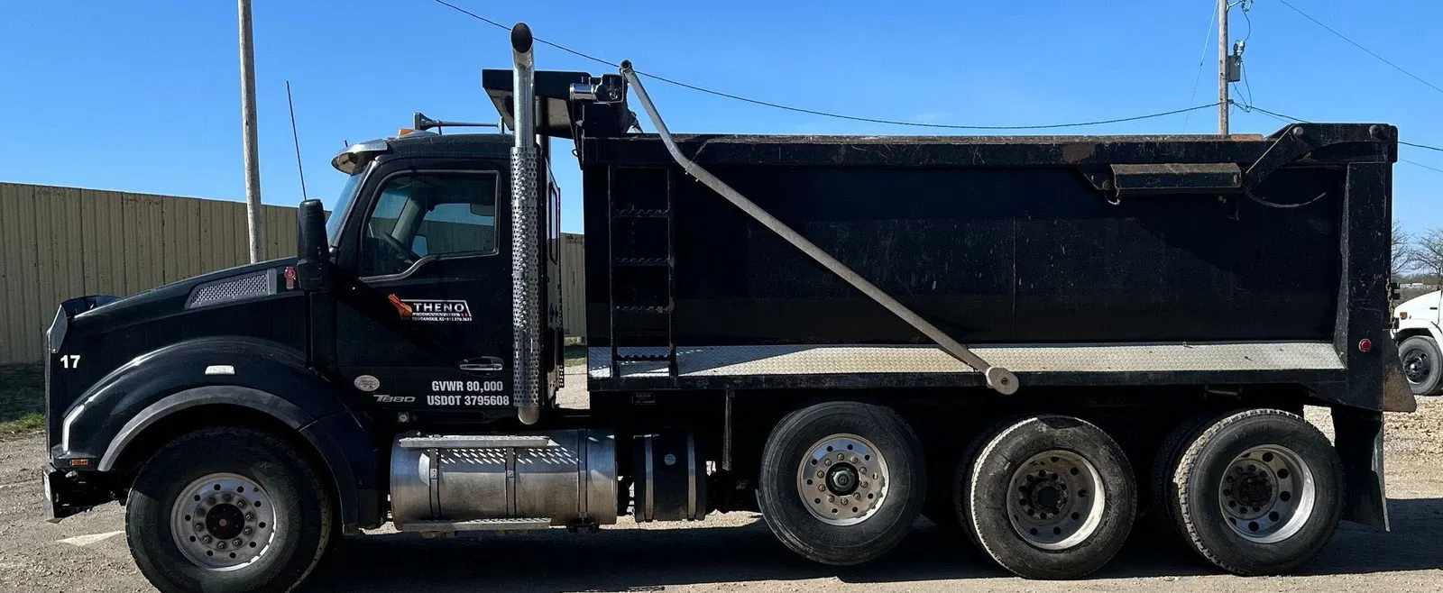 2017 Kenworth T880