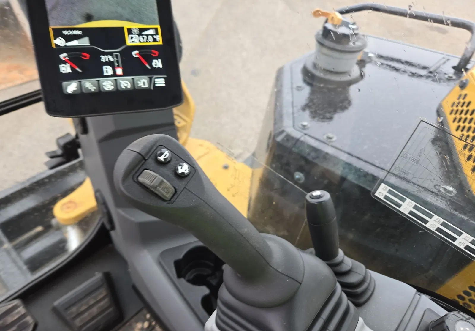 2023 Caterpillar 306
