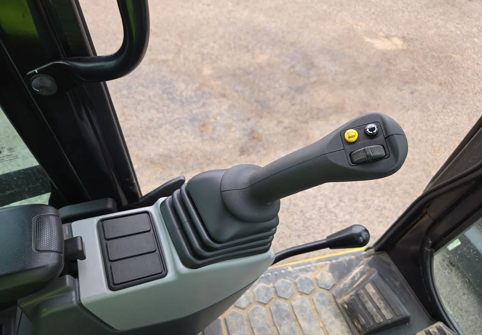 2023 Caterpillar 306