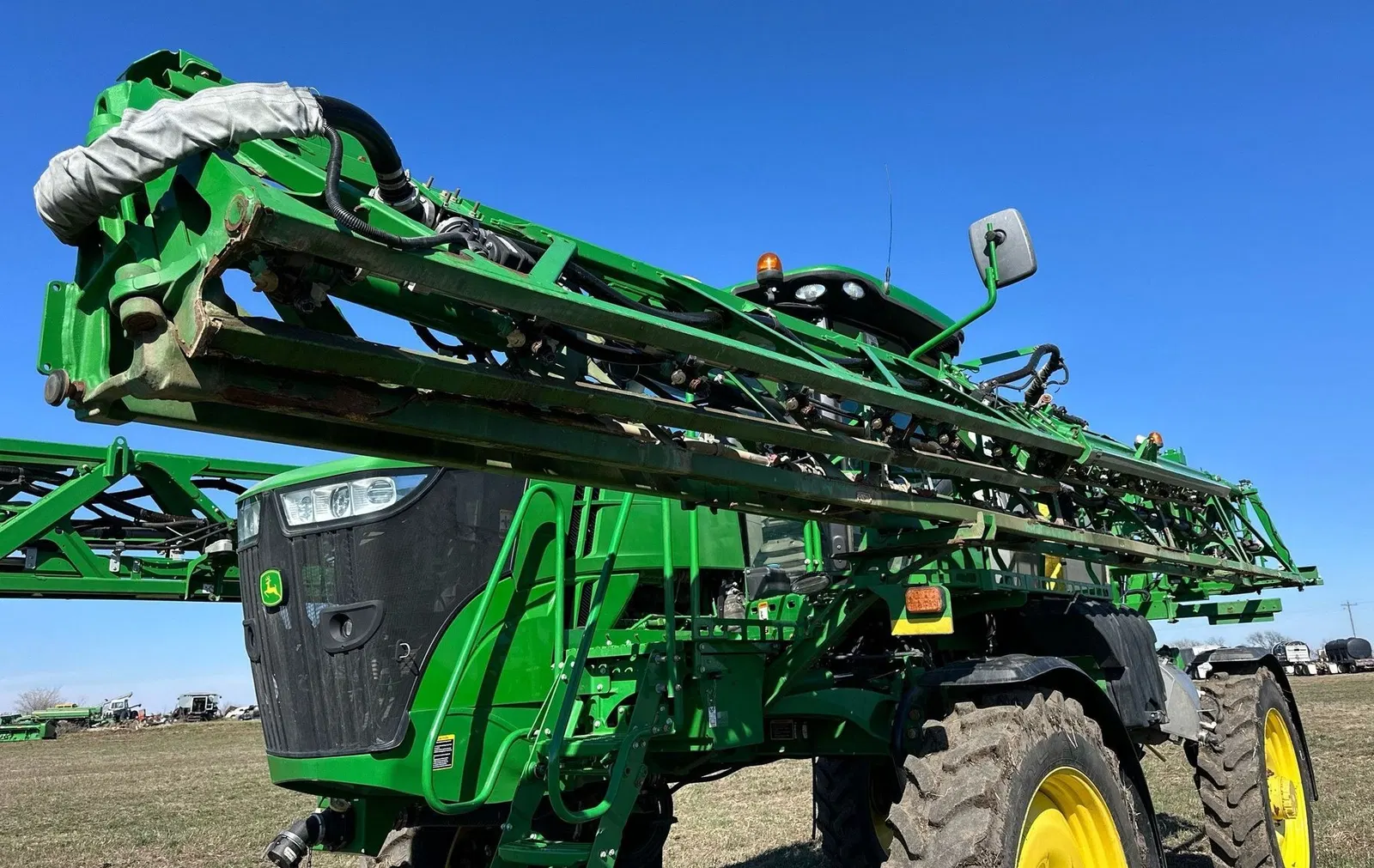 2017 John Deere R4038