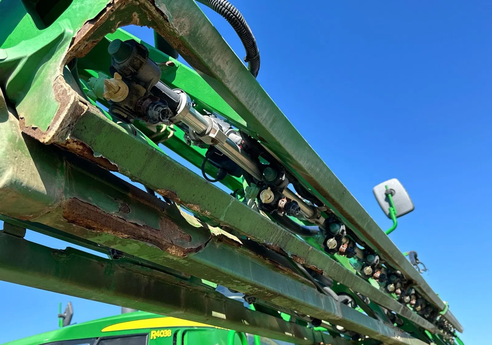 2017 John Deere R4038