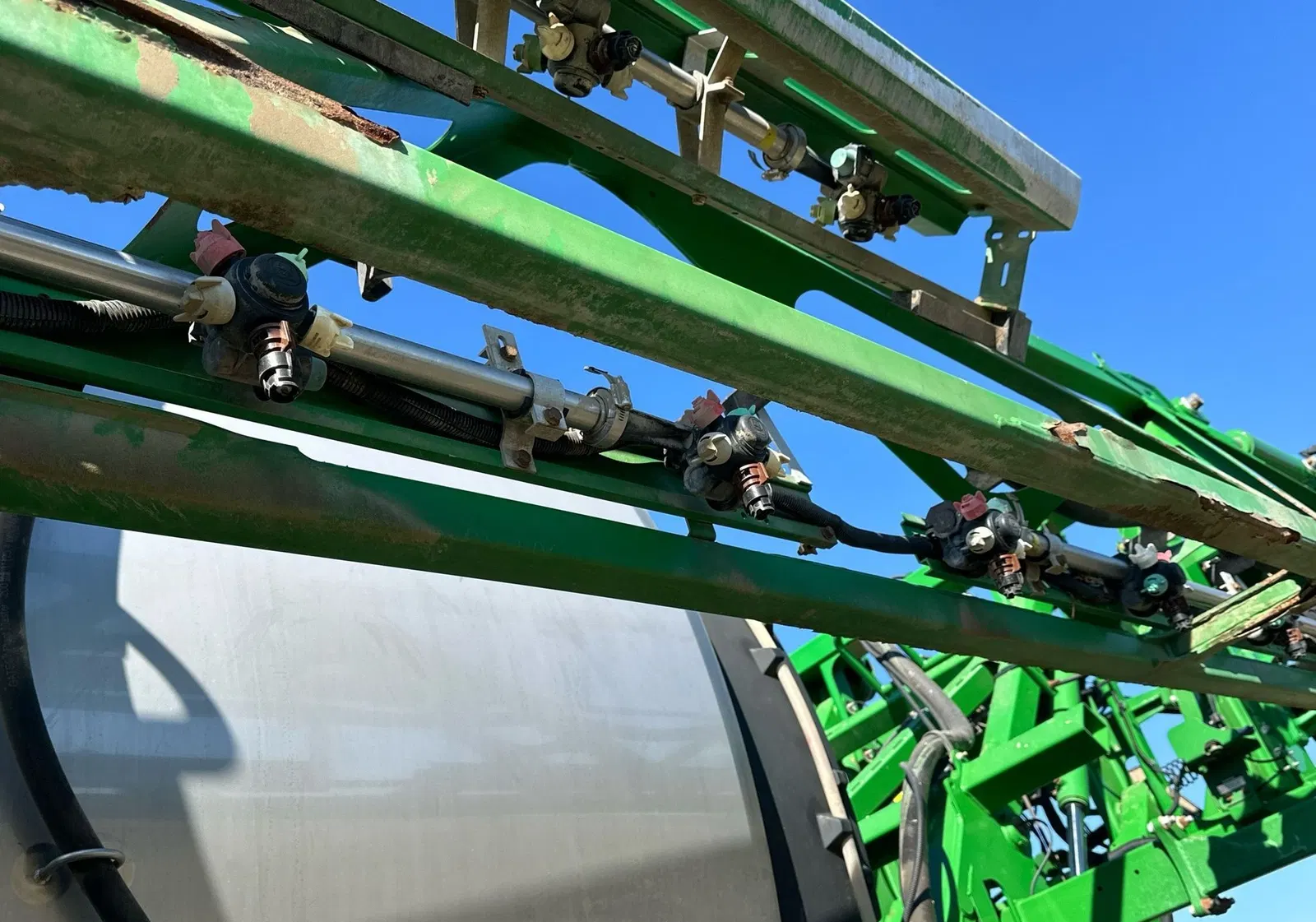 2017 John Deere R4038