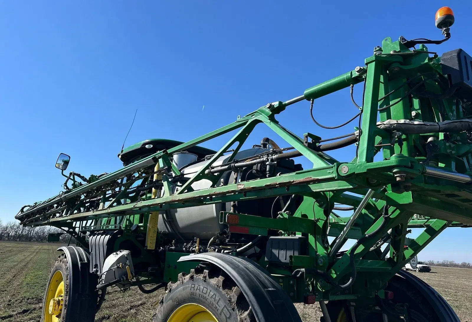 2017 John Deere R4038