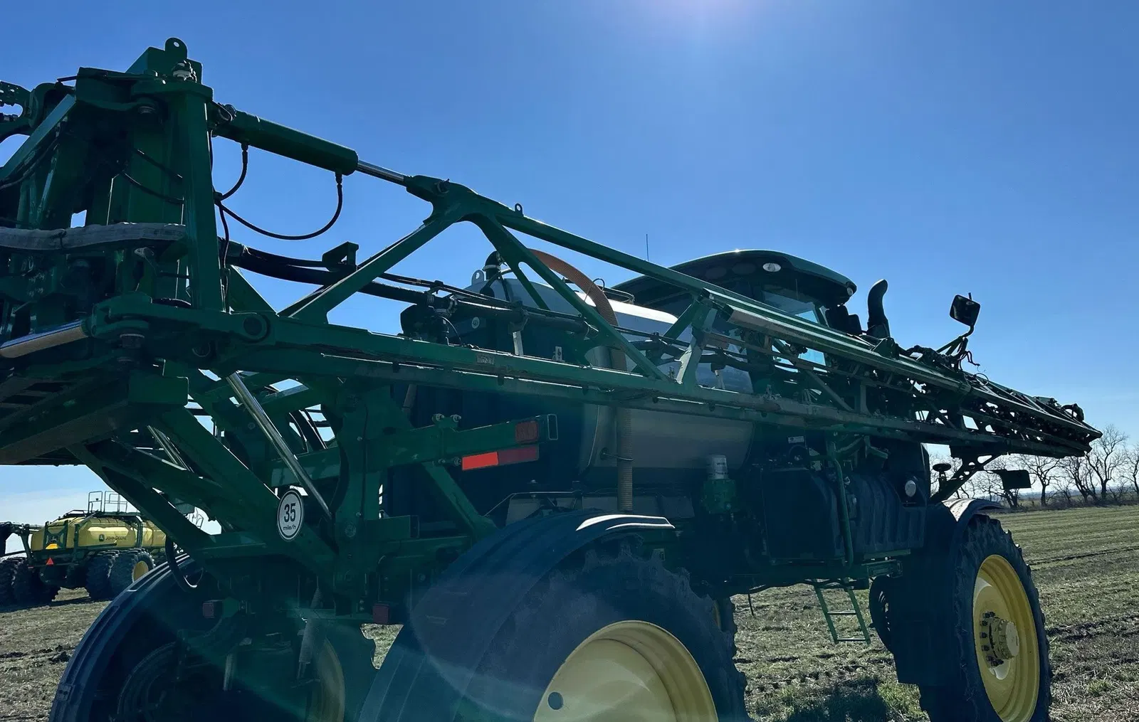 2017 John Deere R4038