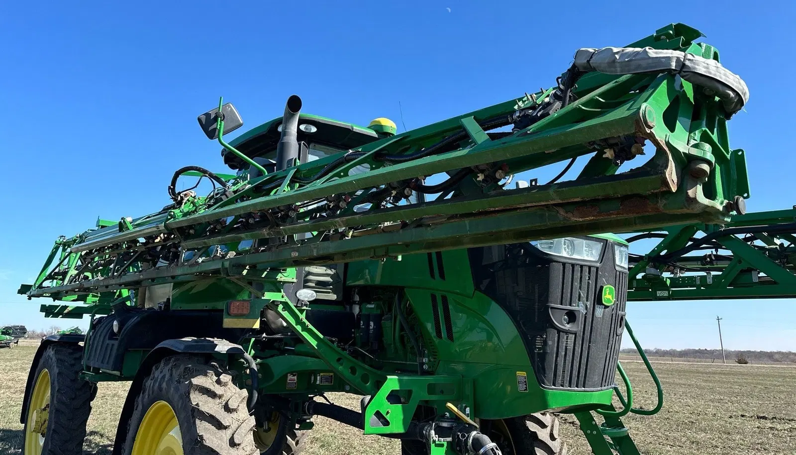 2017 John Deere R4038