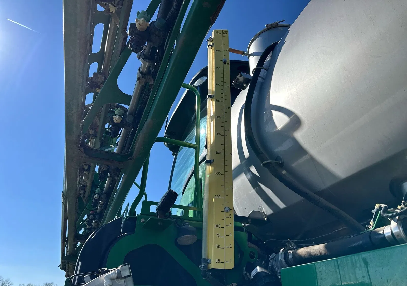 2017 John Deere R4038