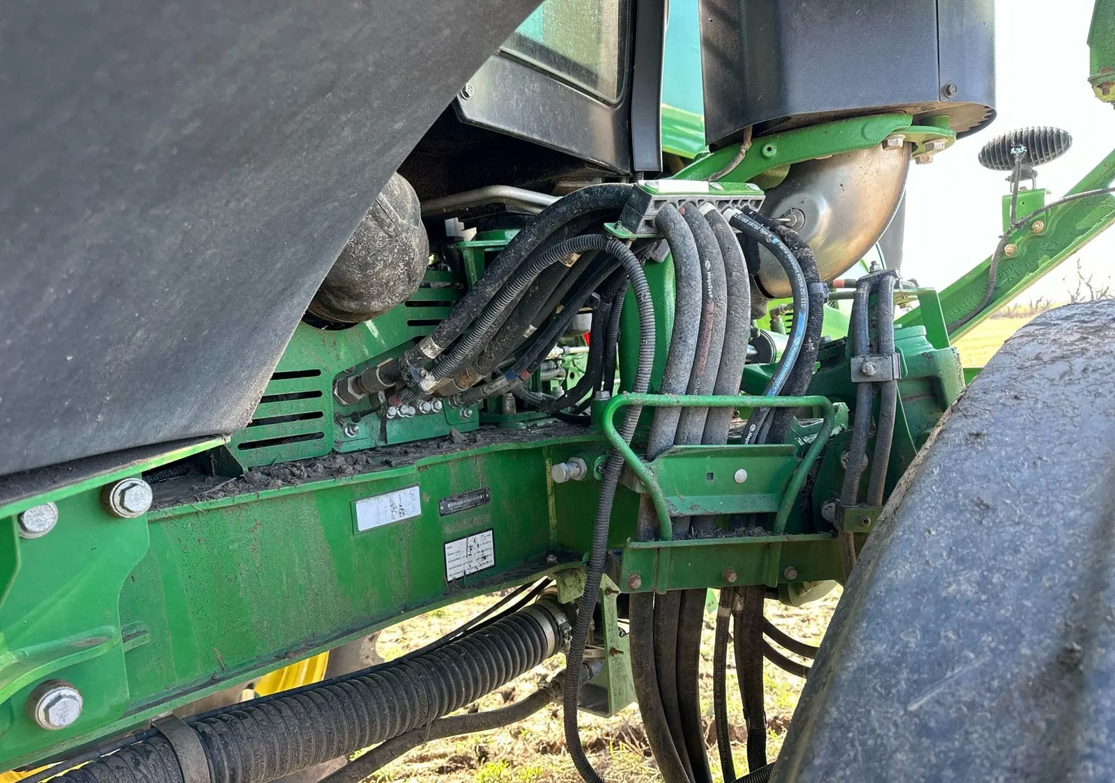 2017 John Deere R4038