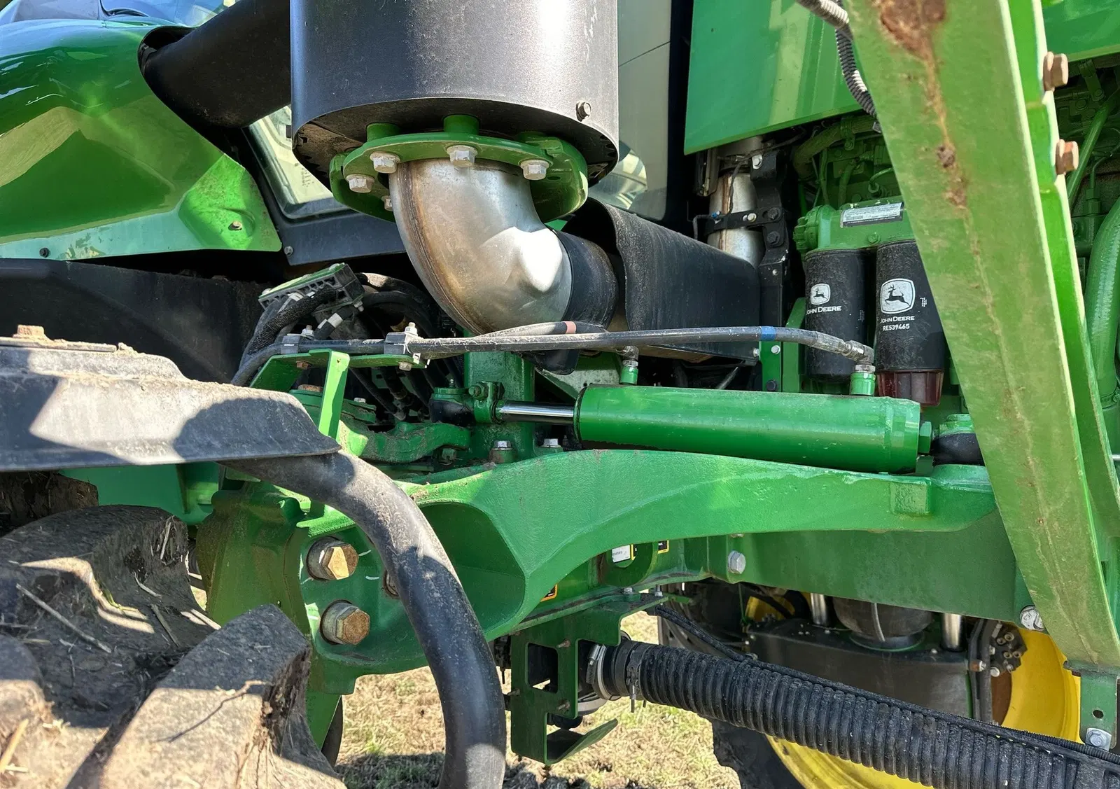 2017 John Deere R4038