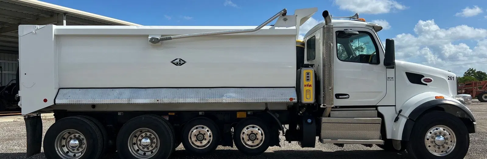 2019 Mack Granite