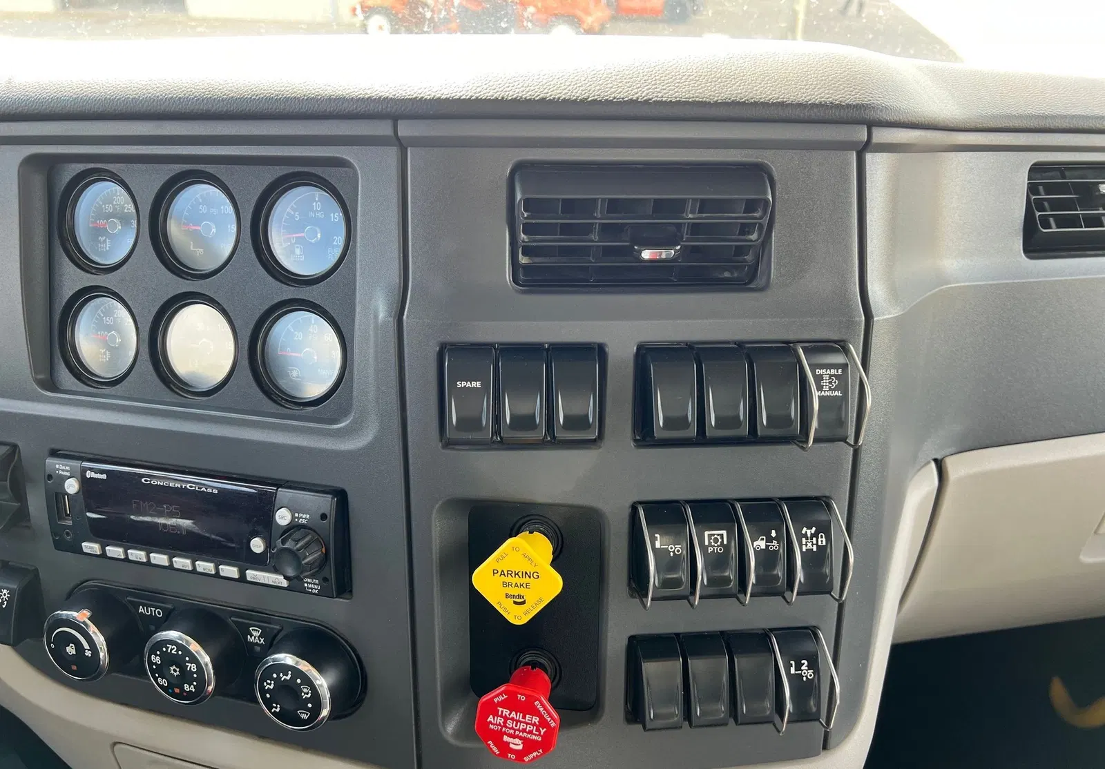 2019 Mack Granite
