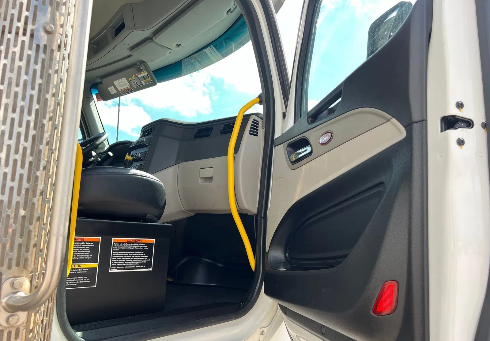 2019 Mack Granite
