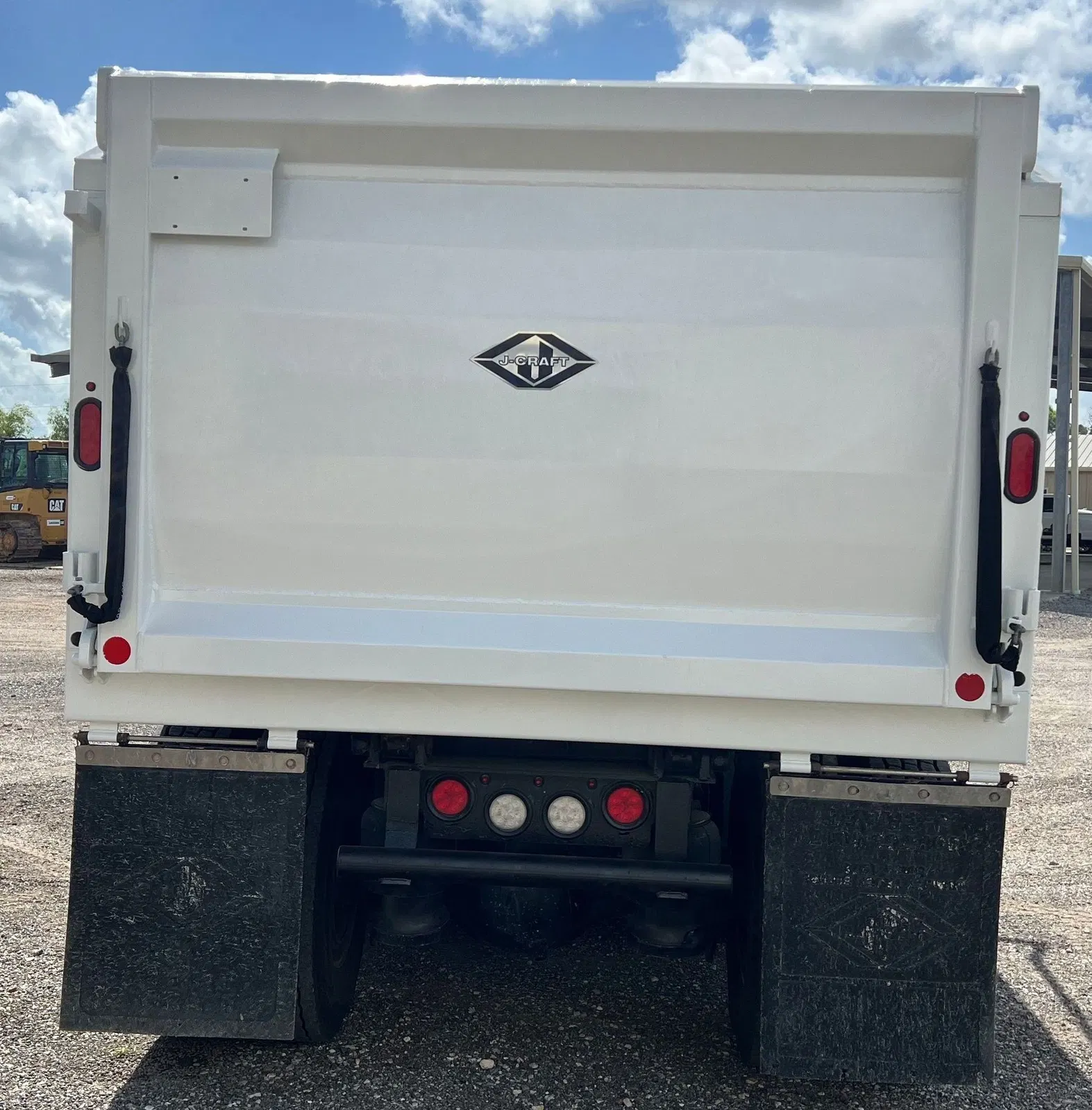2019 Mack Granite