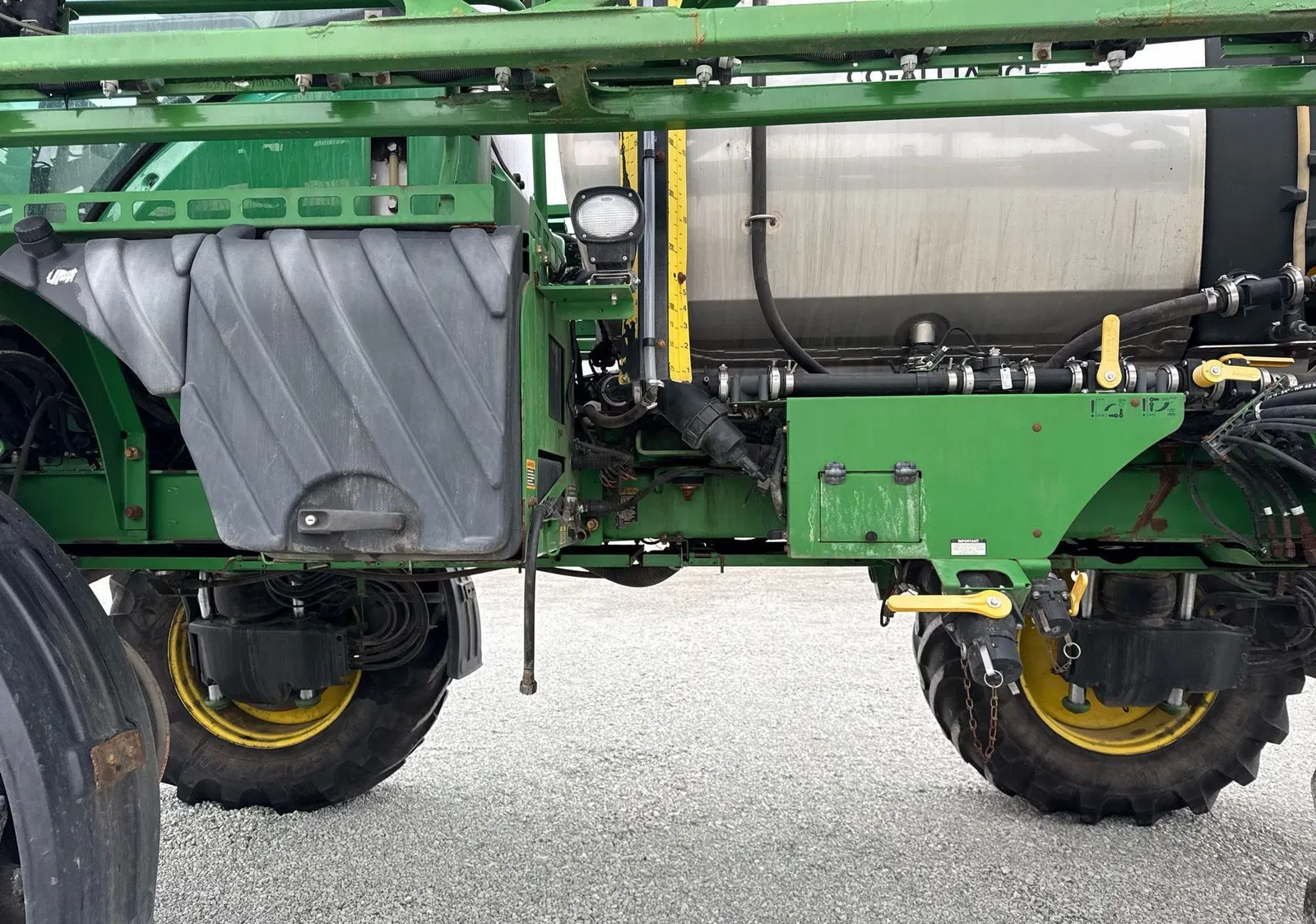 2014 John Deere R4038