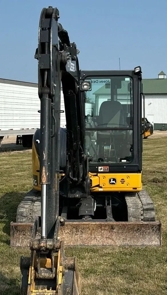 2016 John Deere 50G