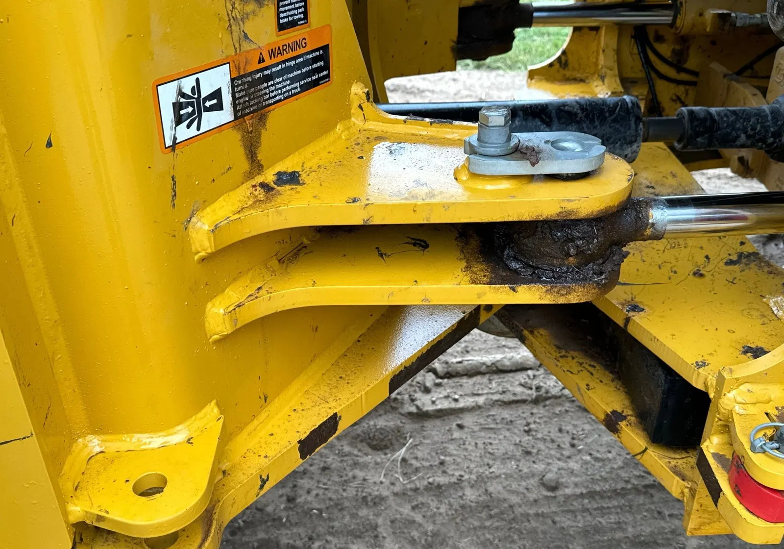2022 John Deere 544