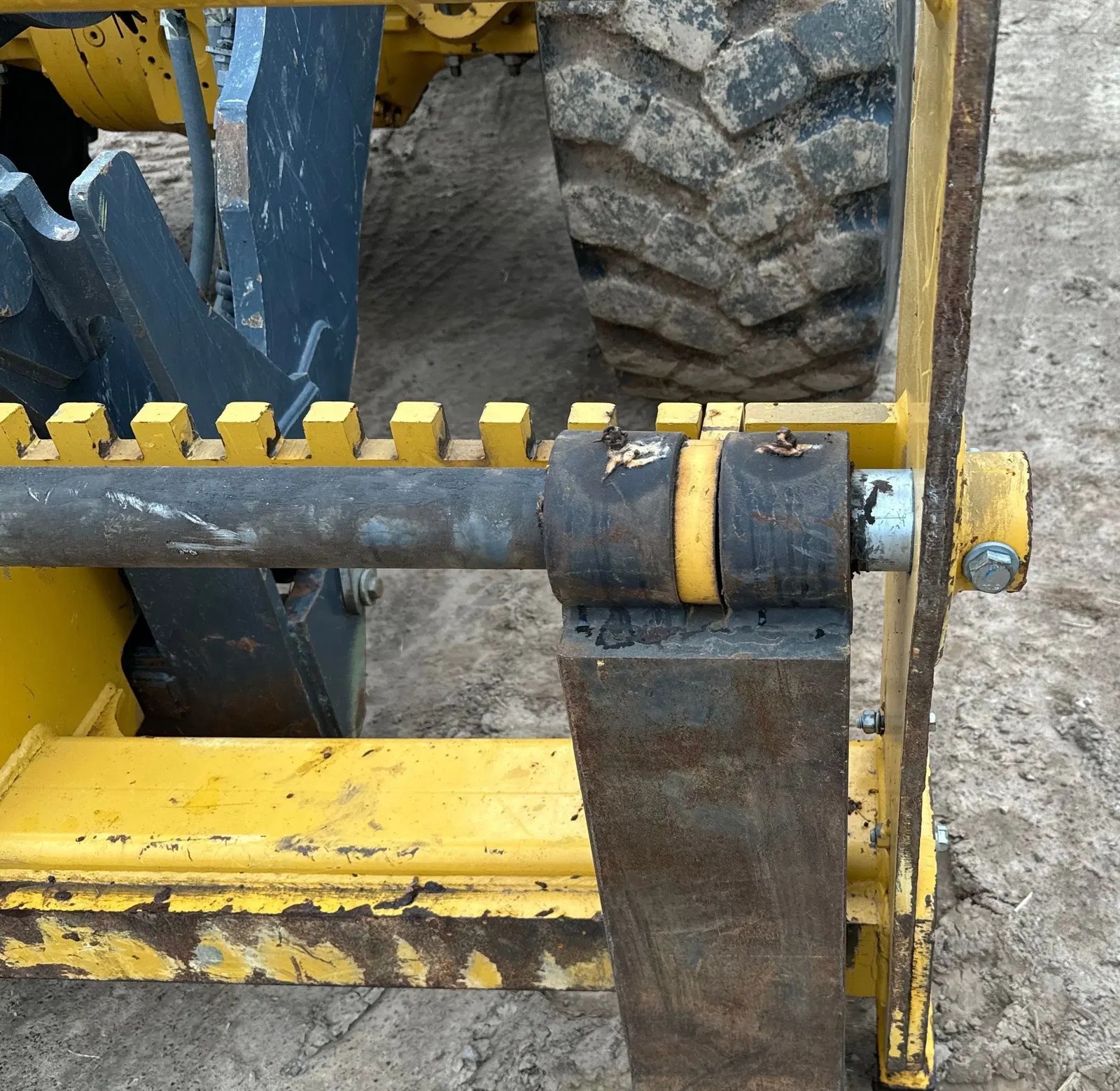 2022 John Deere 544