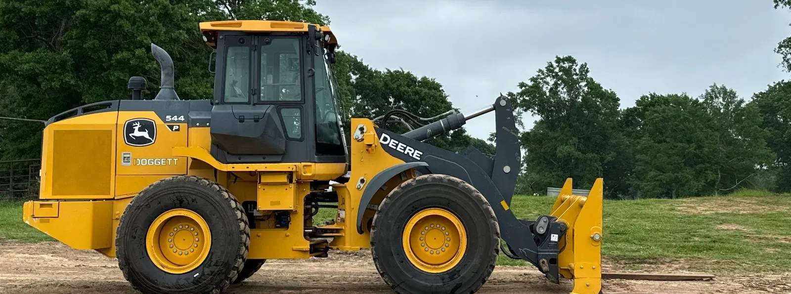 2022 John Deere 544