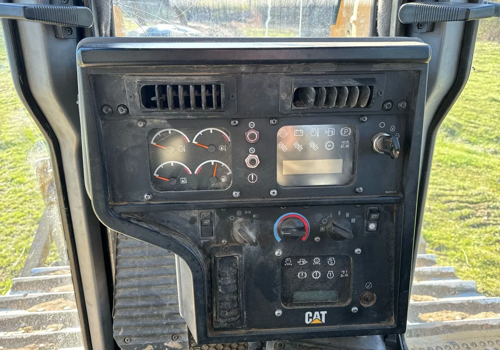 2005 Caterpillar D6R