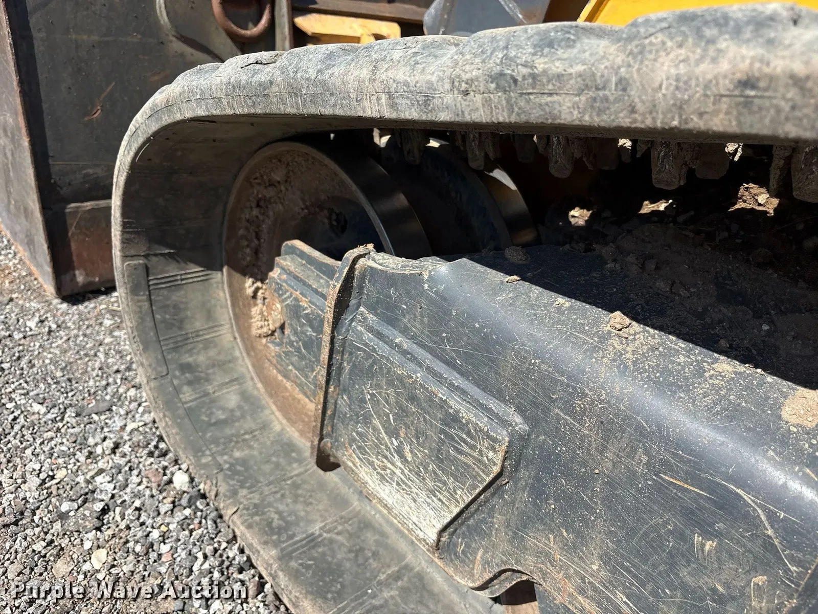 2020 John Deere 333G