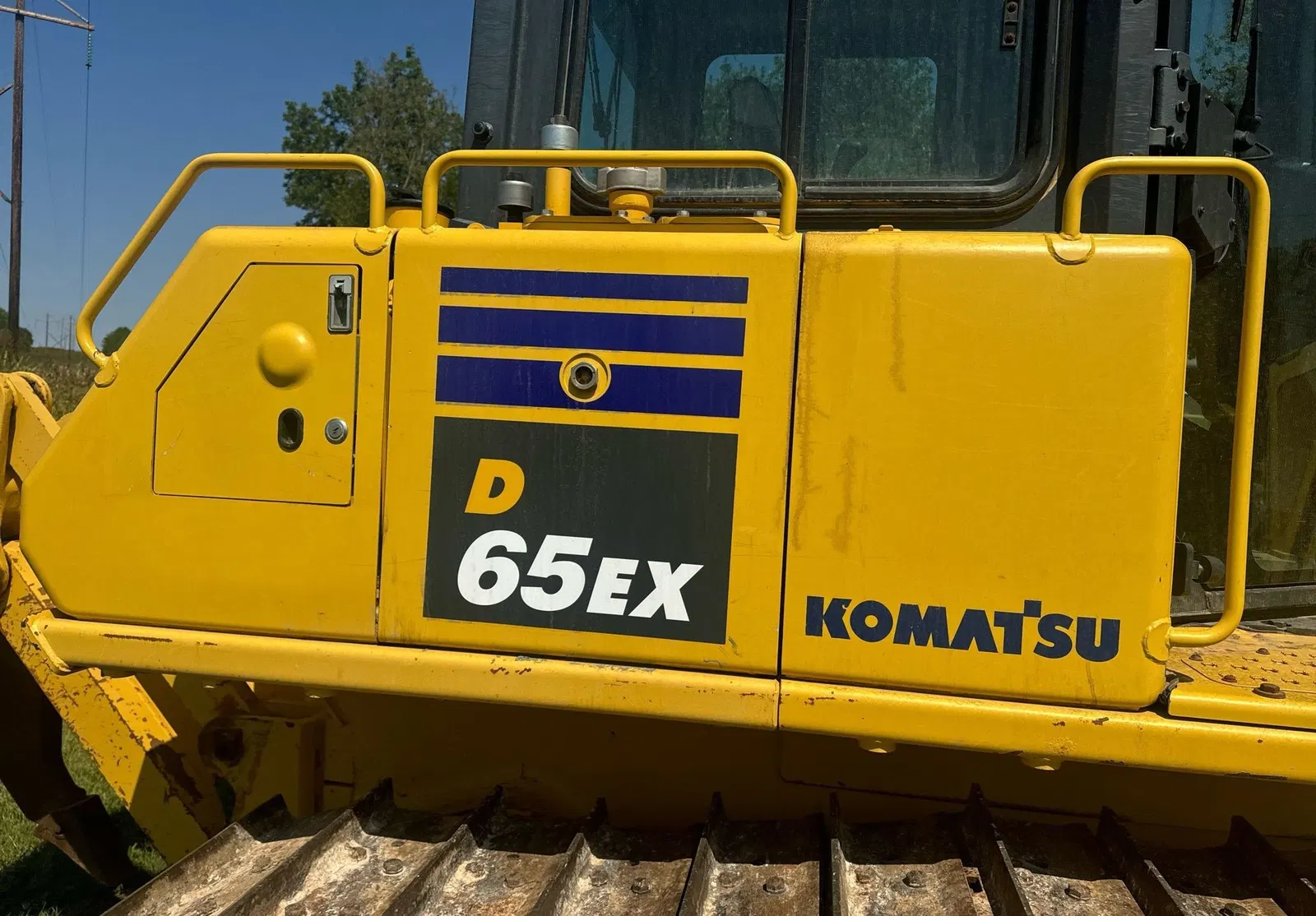 2017 Komatsu D65EX-18