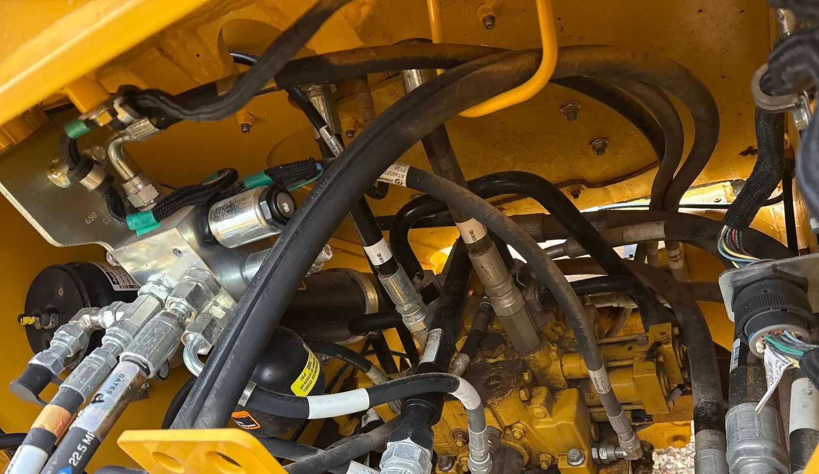 2021 John Deere 524P