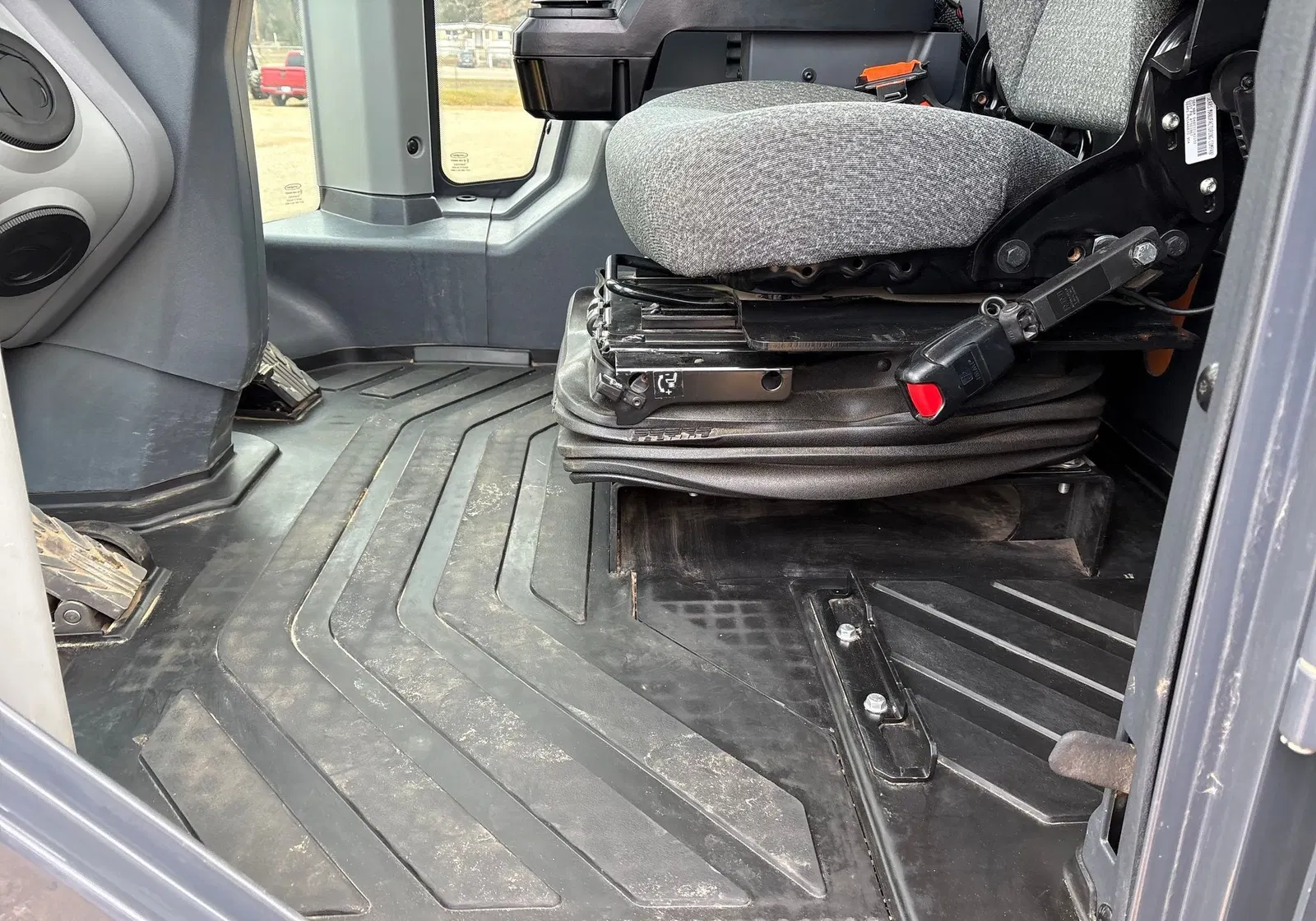 2021 John Deere 524P