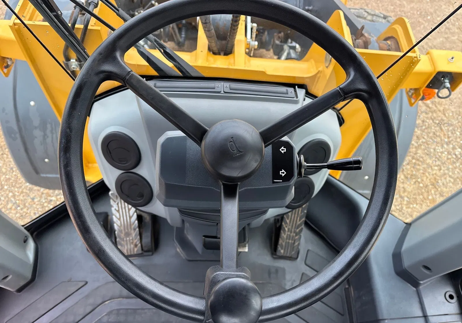 2021 John Deere 524P