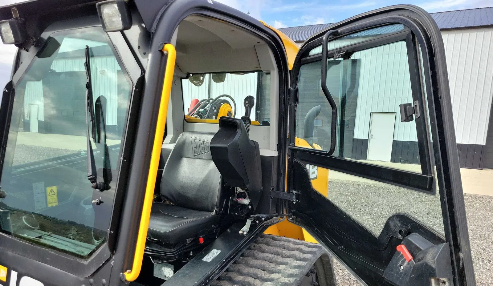 2020 JCB 3TS-8T