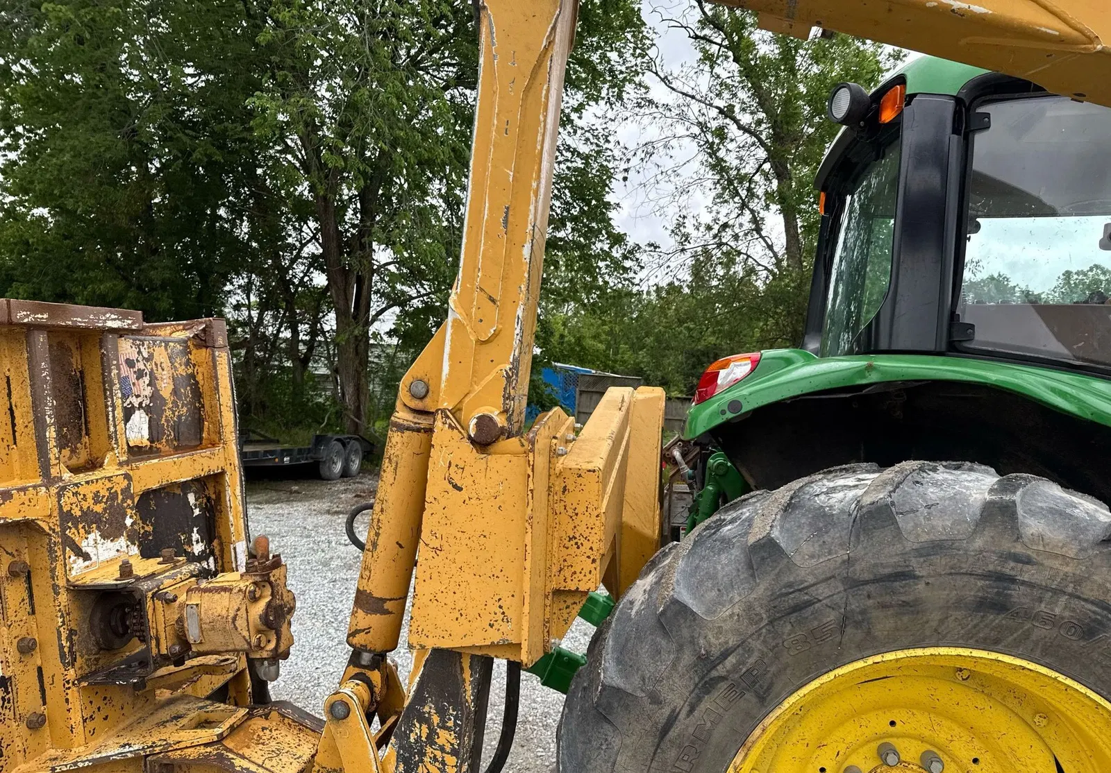 John Deere 6145M