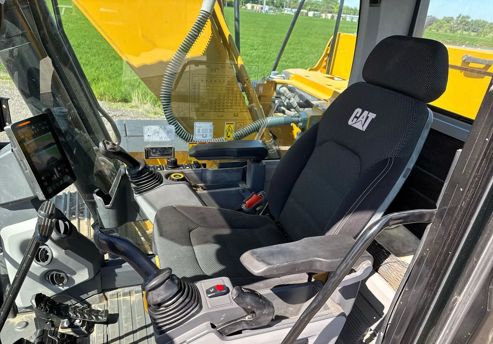 2018 Caterpillar 320