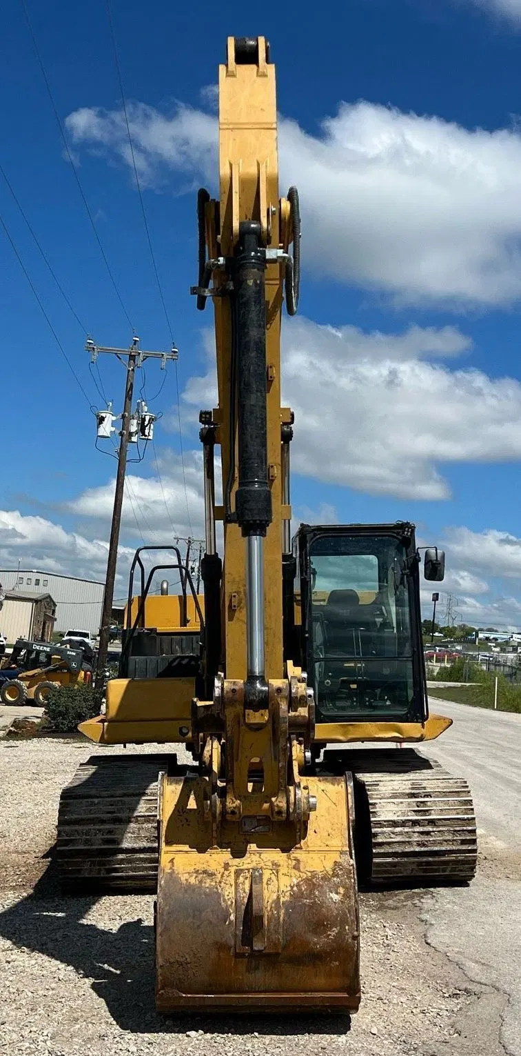 2019 Caterpillar 320