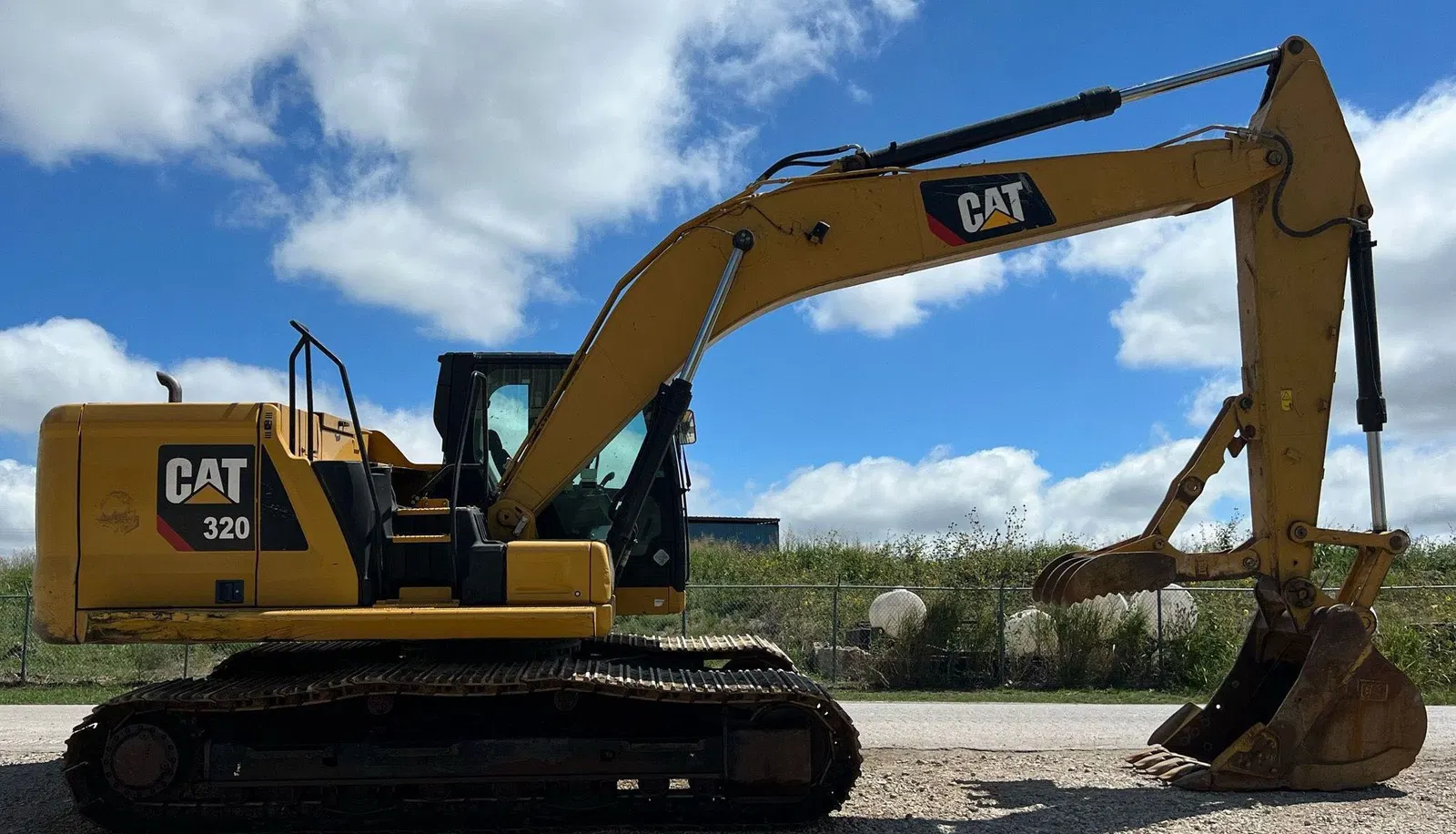 2019 Caterpillar 320