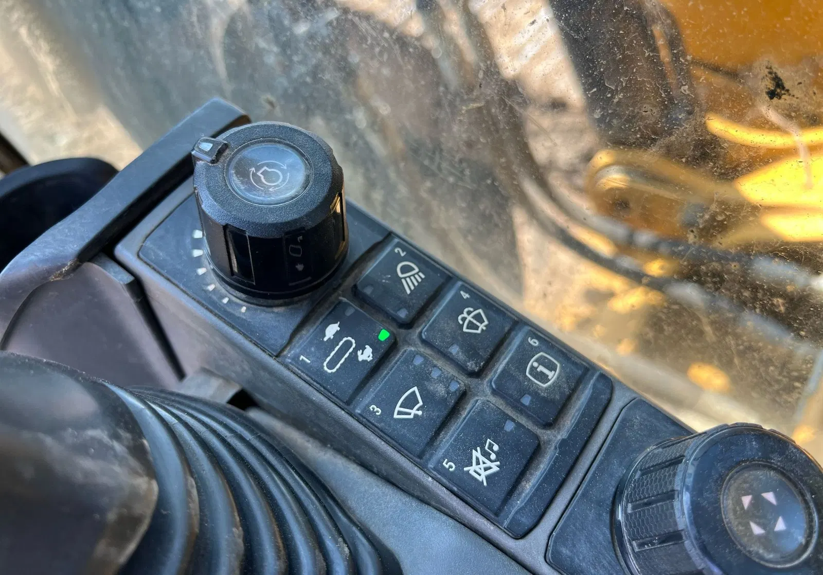 2019 Caterpillar 320