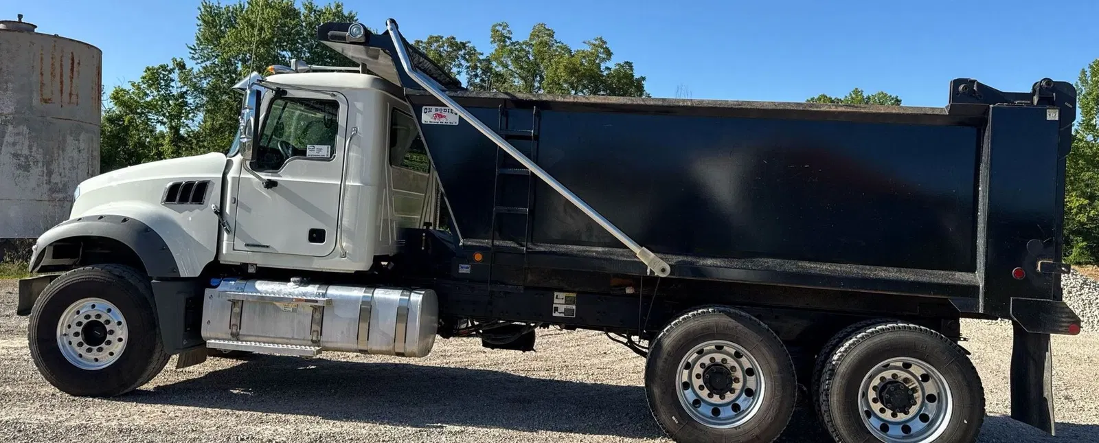 2024 Mack Granite