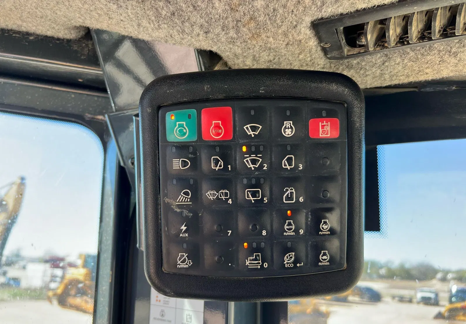 2018 John Deere 750K