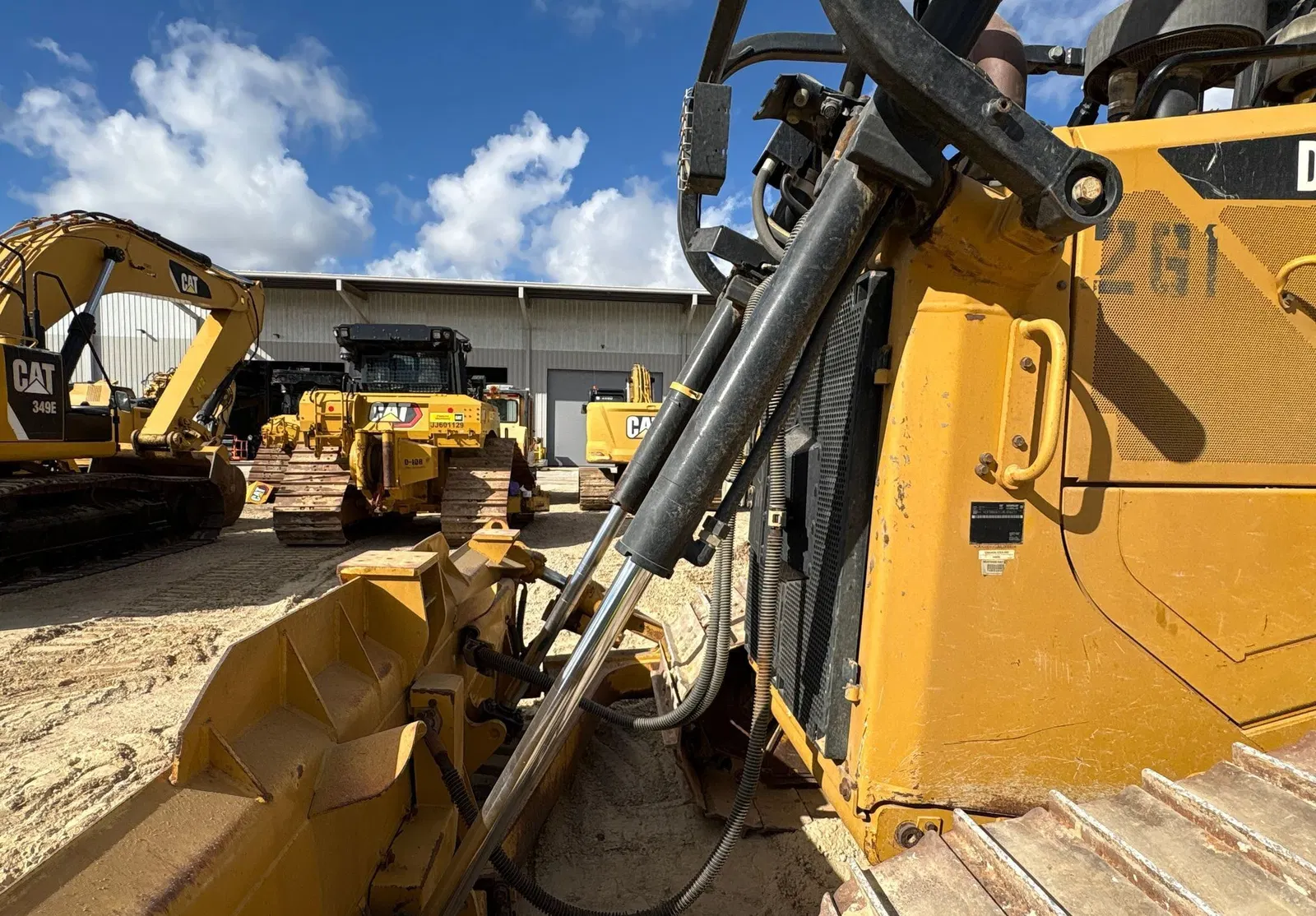 2019 Caterpillar D6T
