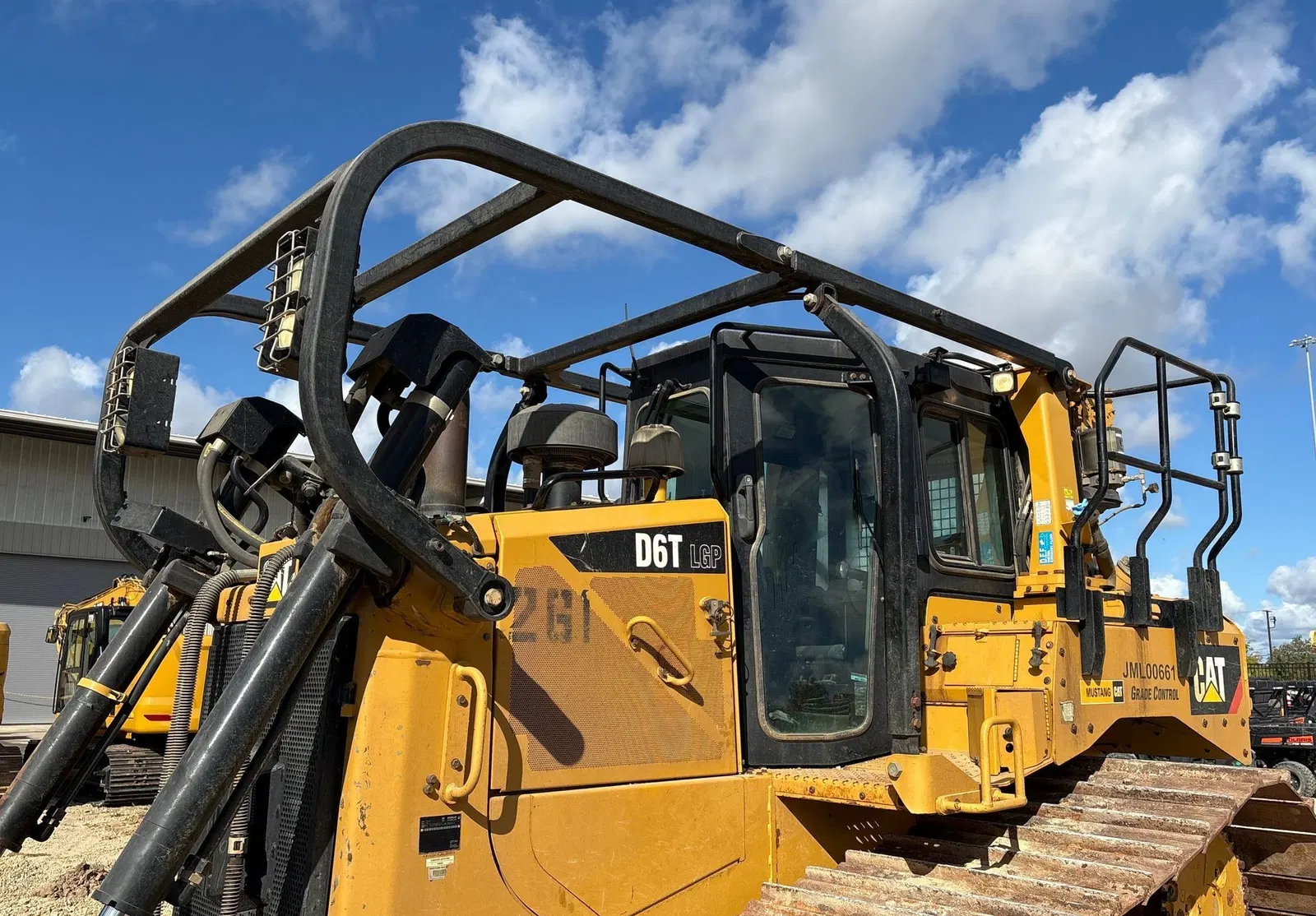 2019 Caterpillar D6T