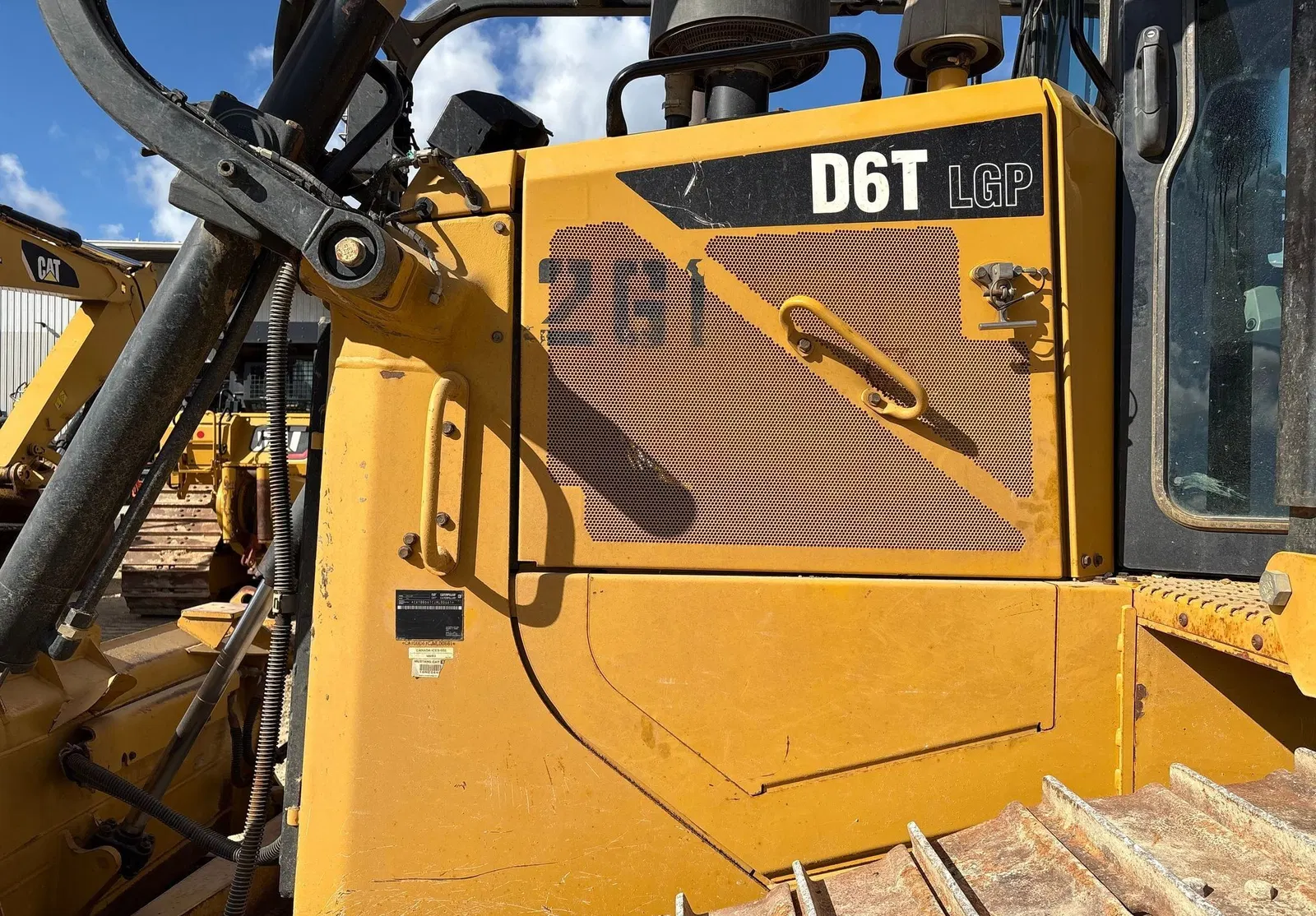 2019 Caterpillar D6T