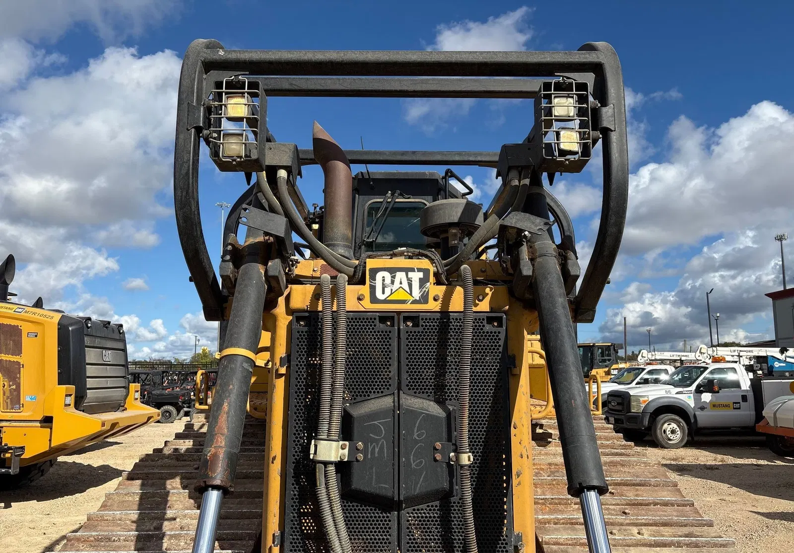 2019 Caterpillar D6T