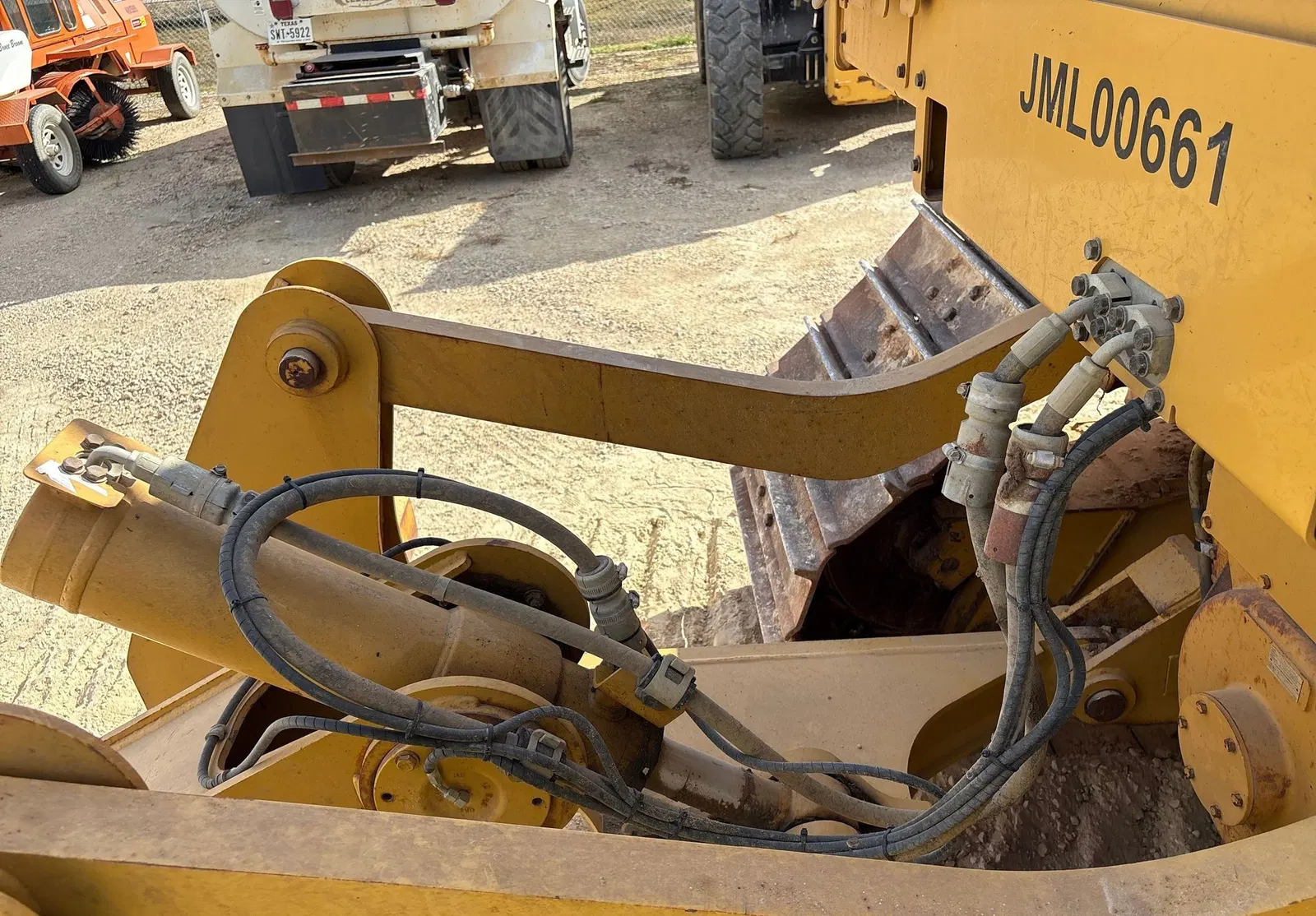 2019 Caterpillar D6T