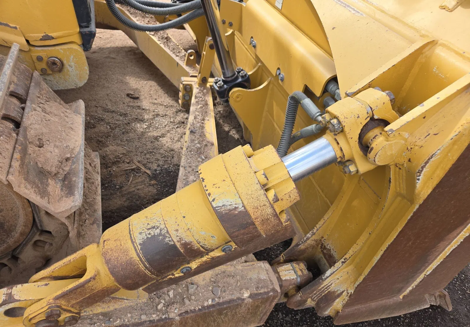 2020 Caterpillar D6