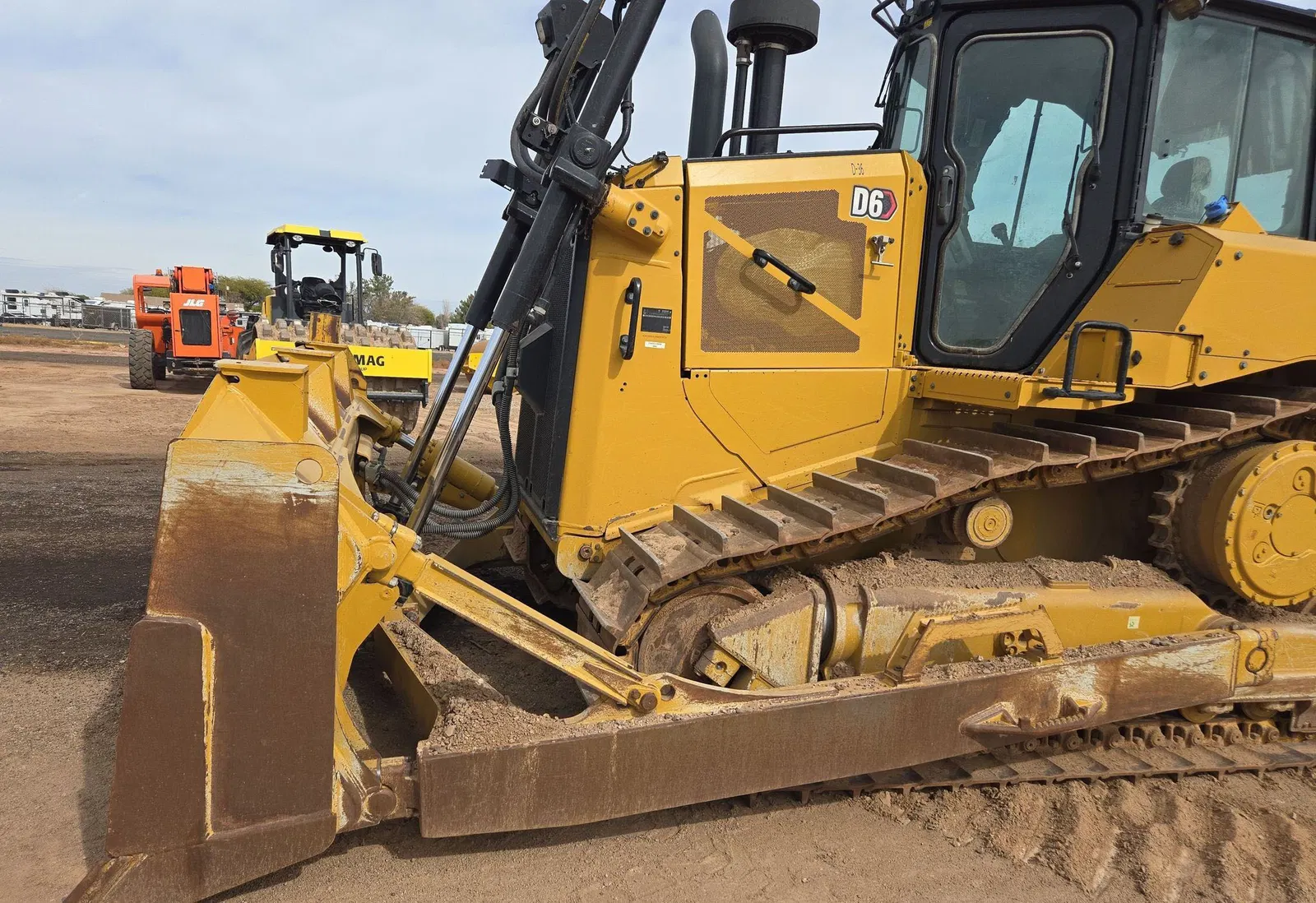 2020 Caterpillar D6