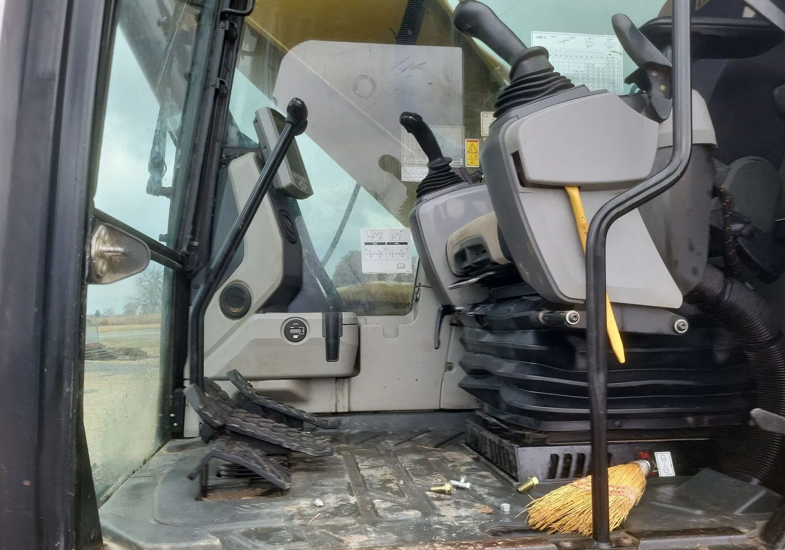 2017 Caterpillar 336FL