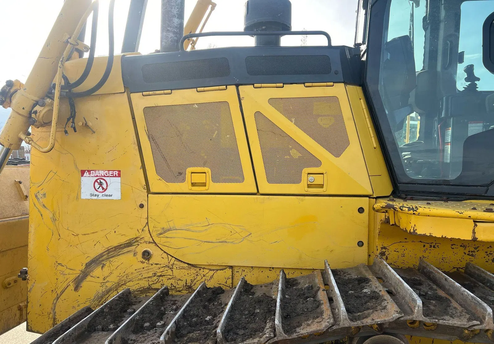 2017 Komatsu D65EX-18