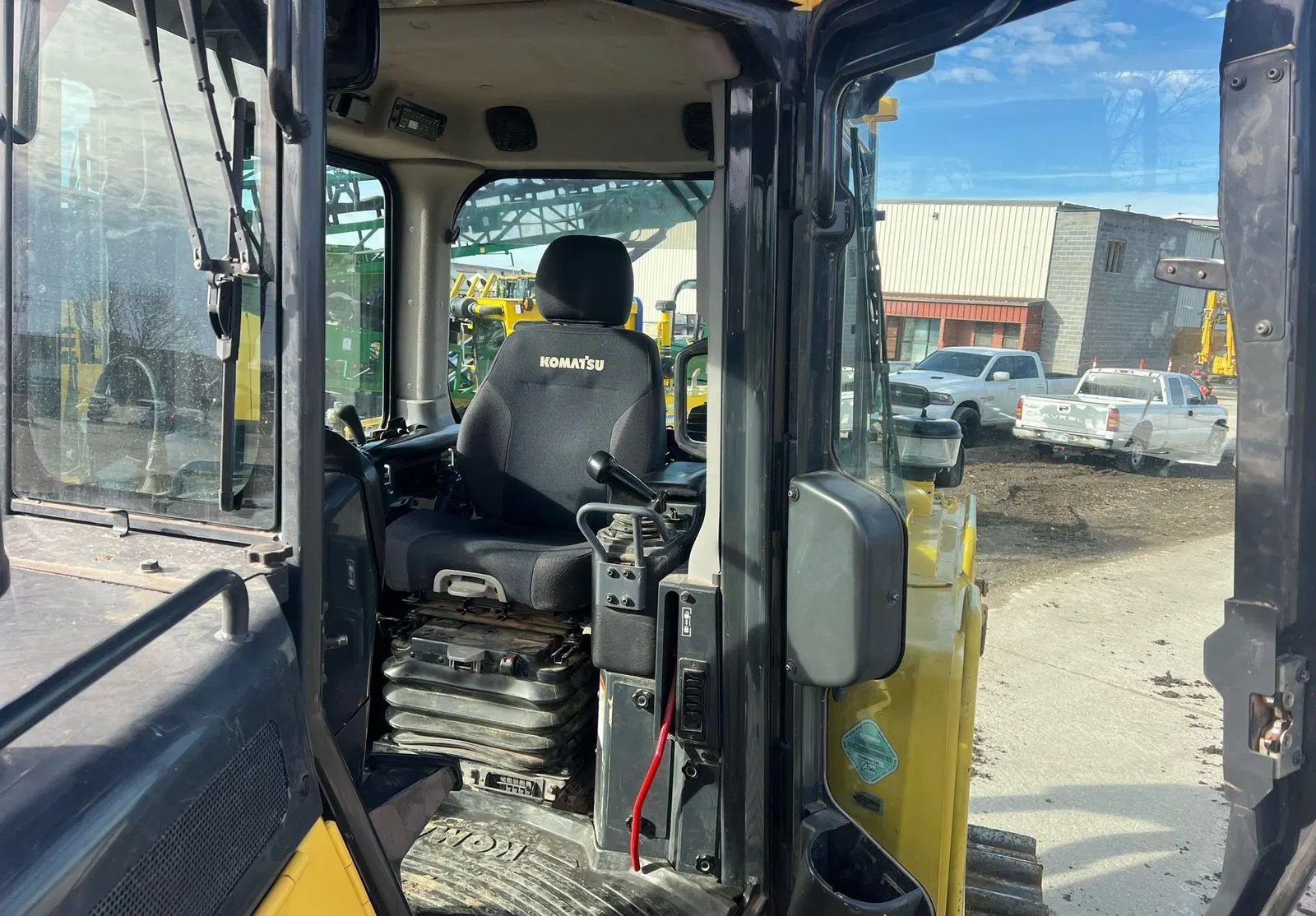 2017 Komatsu D65EX-18