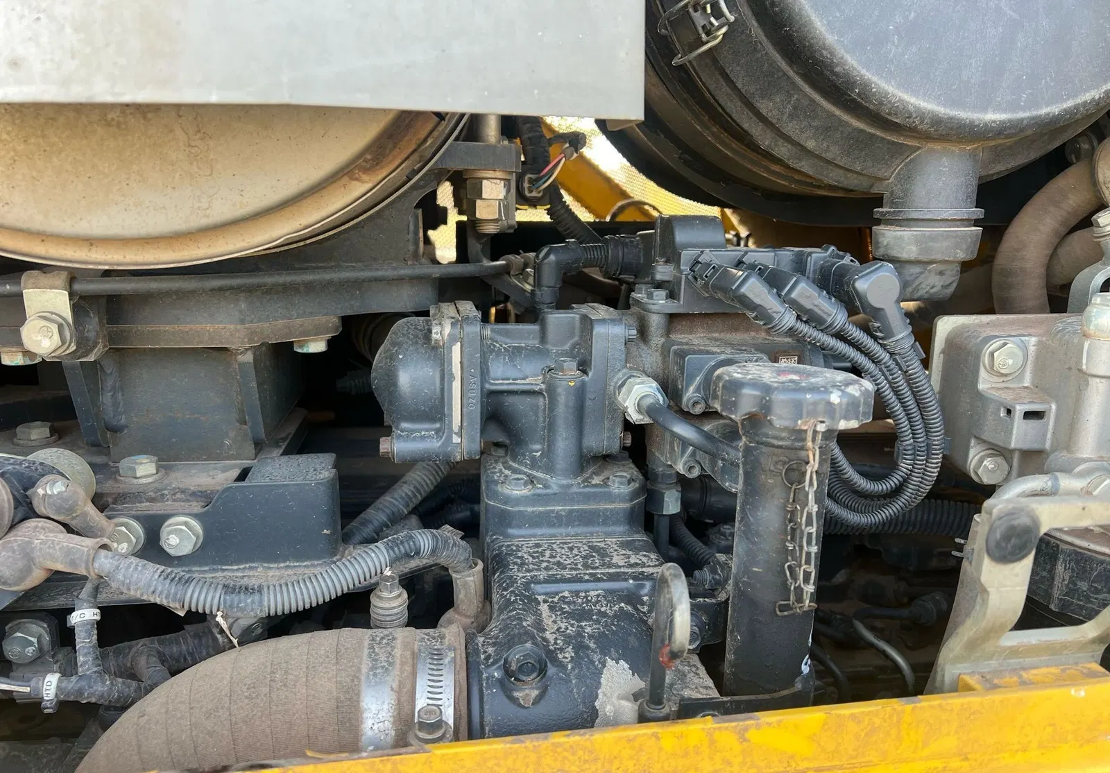 2017 Komatsu D65EX-18